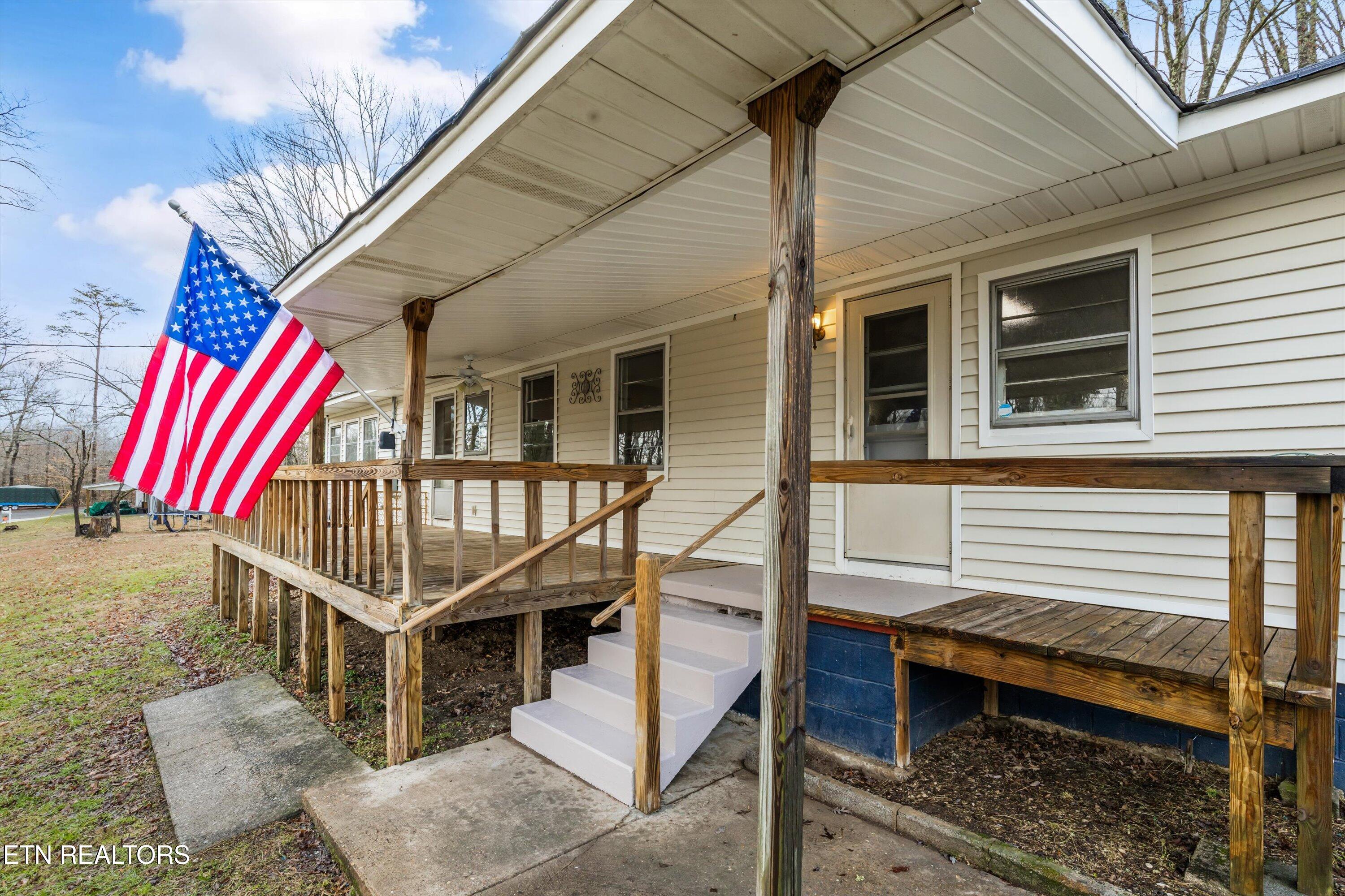231 Donald Lane