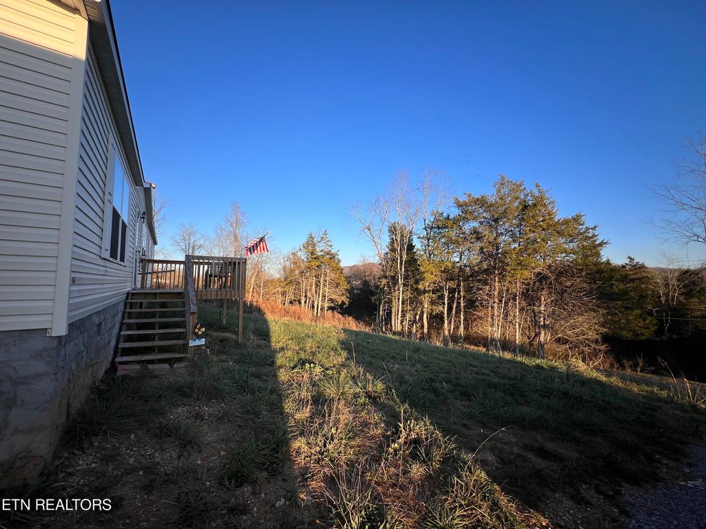 Photo of 328 Wilson Hurst St, Tazewell, TN 37879 (MLS # 1236075)