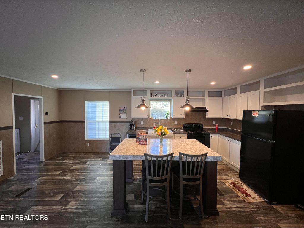 Photo of 328 Wilson Hurst St, Tazewell, TN 37879 (MLS # 1236075)