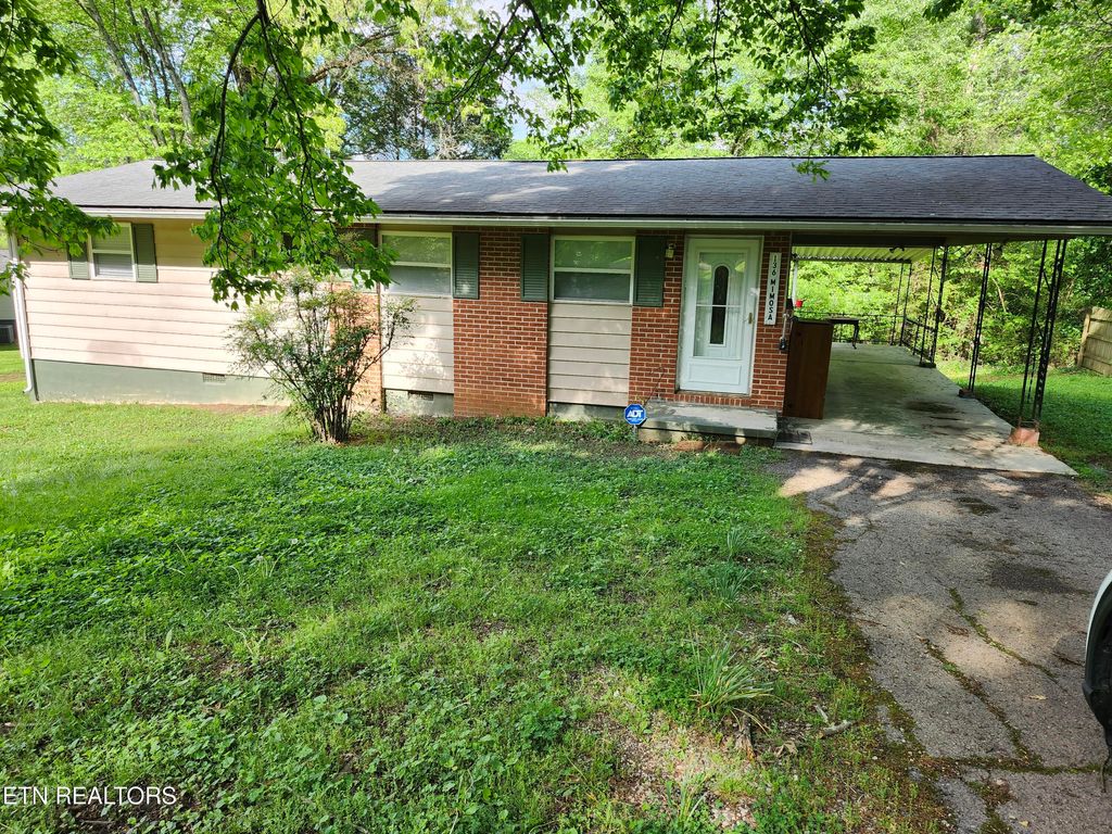 Photo of 136 Mimosa Ave, Rockwood, TN 37854 (MLS # 1300517)