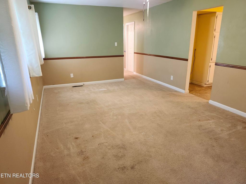 Photo of 136 Mimosa Ave, Rockwood, TN 37854 (MLS # 1300517)