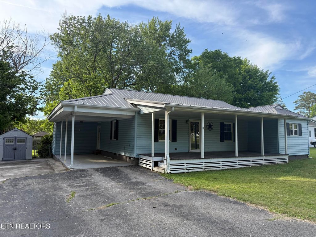 Photo of 1113 Mayflower Rd, Kingston, TN 37763 (MLS # 1340276)