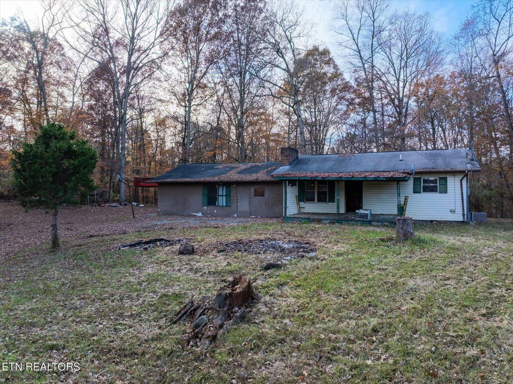 Photo of 513 Mccubbins Rd, Knoxville, TN 37924 (MLS # 1322252)