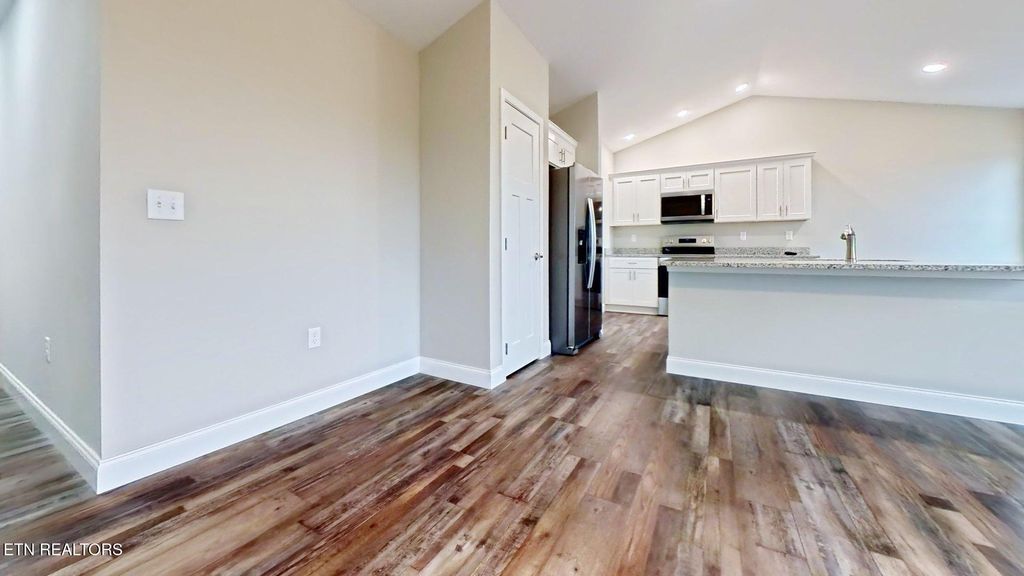 Photo of 1293 Cook Rd, Crossville, TN 38555 (MLS # 1324541)