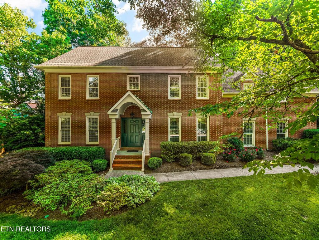Photo of 704 El Monte Circle, Knoxville, TN 37922 (MLS # 1341003)