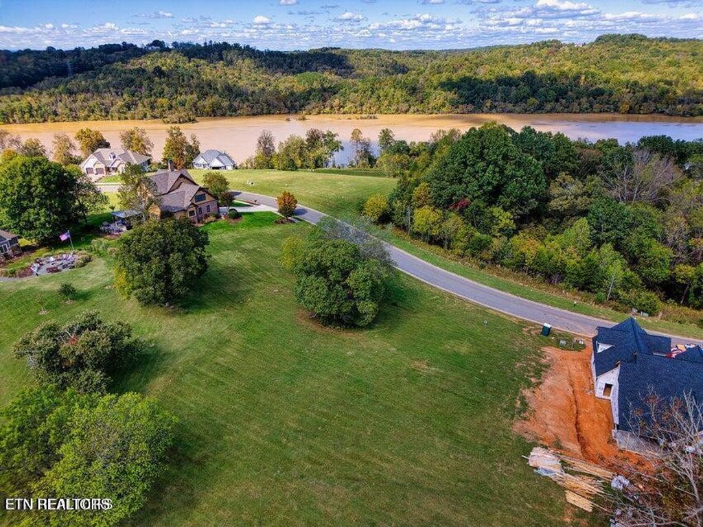 Photo of 2912 Persimmon Ridge, Loudon, TN 37774 (MLS # 1338953)