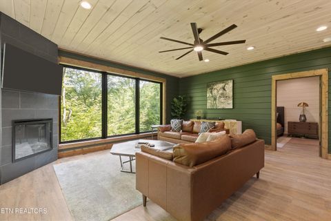 Tiny photo for 906 Saddle Creek Way, Sevierville, TN 37862 (MLS # 1334717)