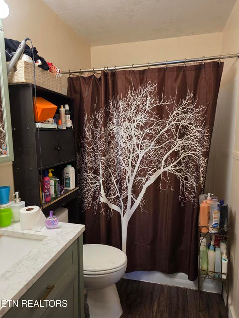 Tiny photo for 404 E 4th St, LaFollette, TN 37766 (MLS # 1340436)