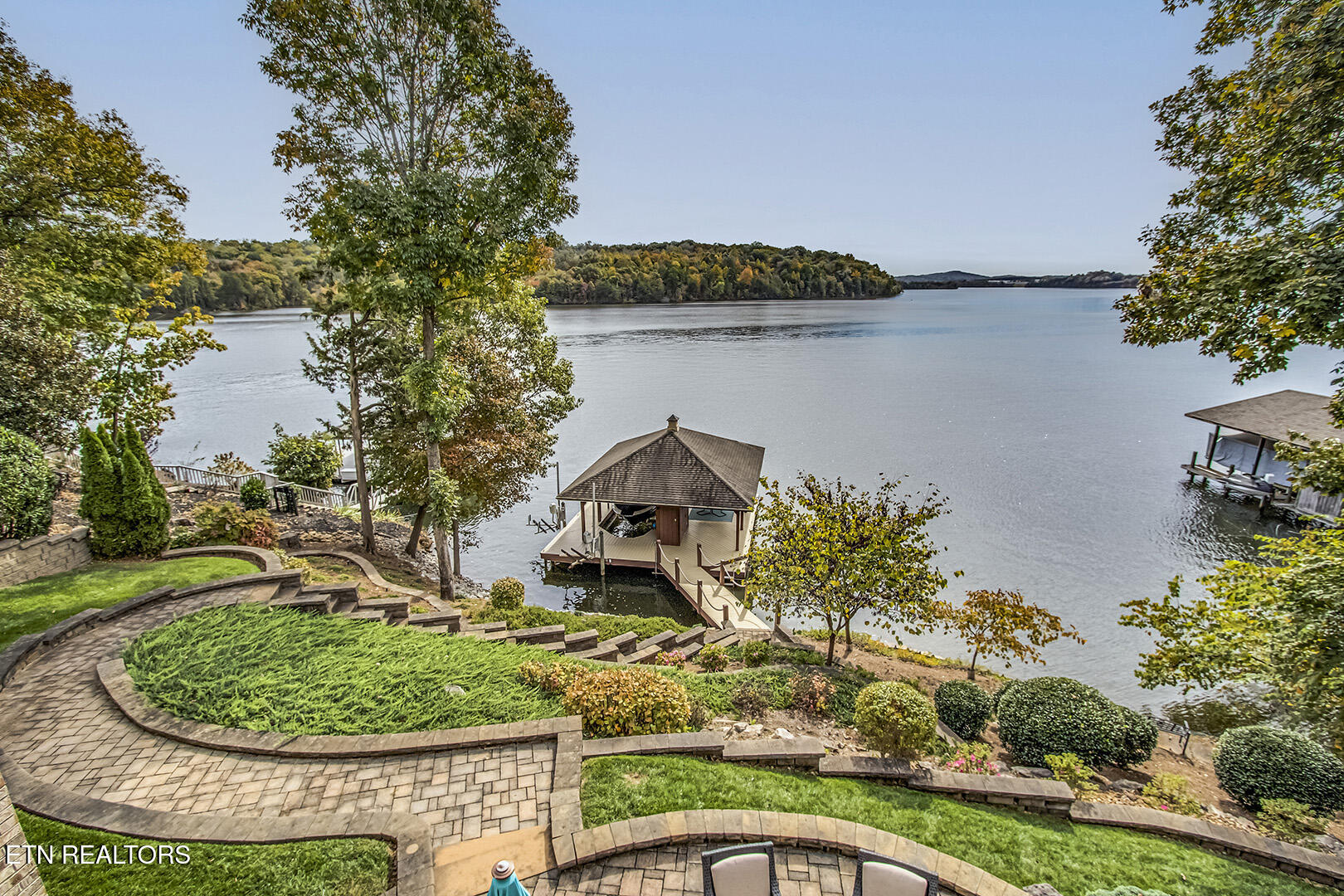 Vonore, Tennessee, 37885, United States, 5 Bedrooms Bedrooms, ,5 BathroomsBathrooms,Residential,Active,1973331