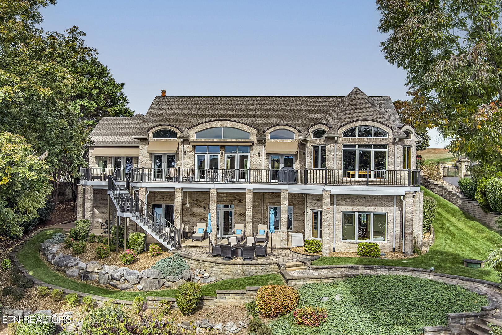 Vonore, Tennessee, 37885, United States, 5 Bedrooms Bedrooms, ,5 BathroomsBathrooms,Residential,Active,1973331