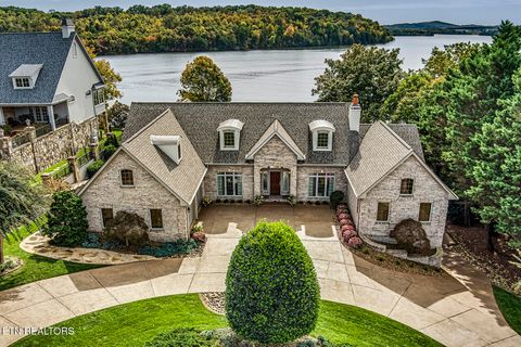 Photo of 135 Big Water Drive, Vonore, TN 37885 (MLS # 1320188)