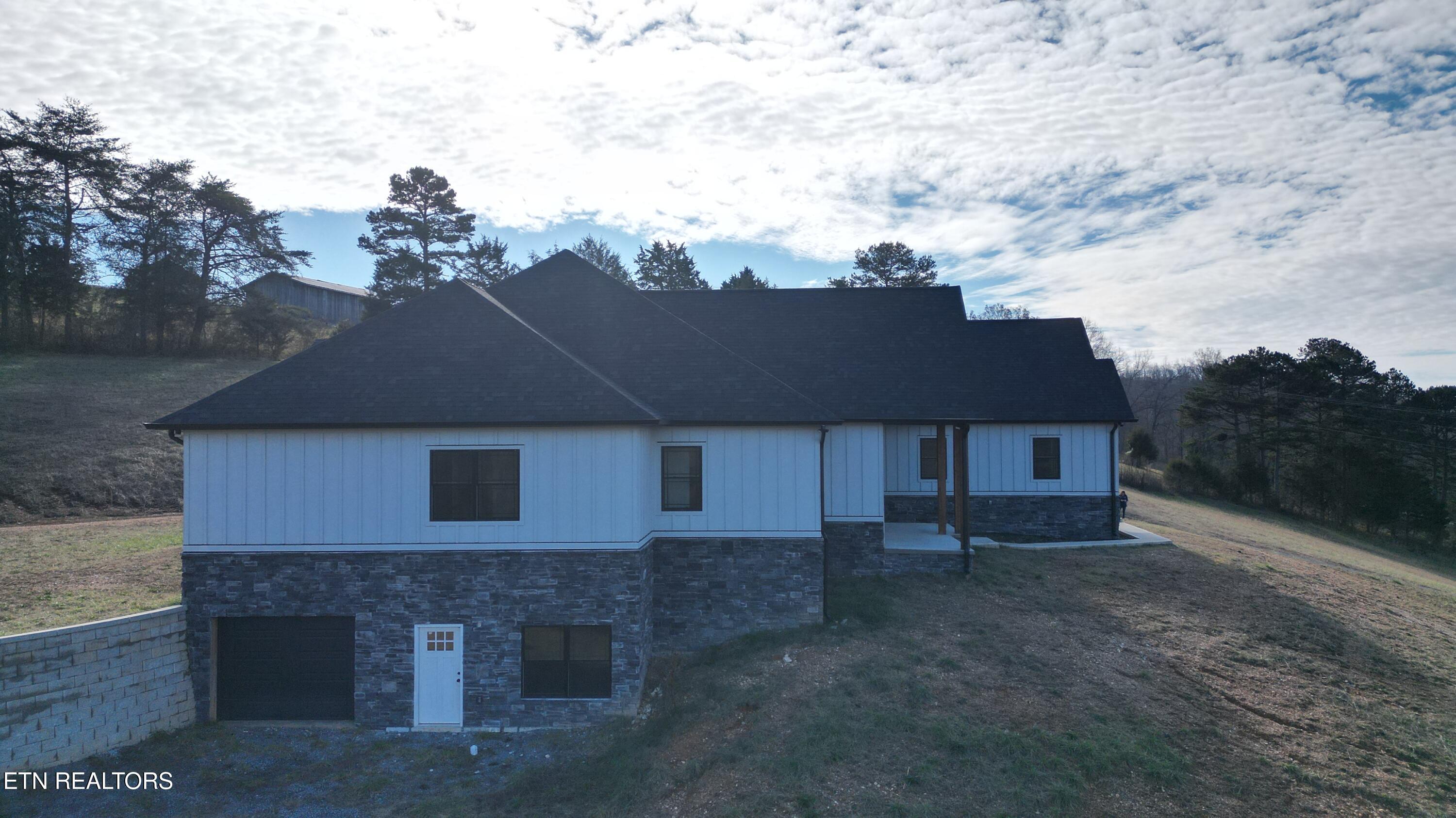 2585 Forge Ridge Rd
