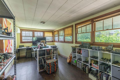 Tiny photo for 109 Camp Howard Rd, Oakdale, TN 37829 (MLS # 1346852)