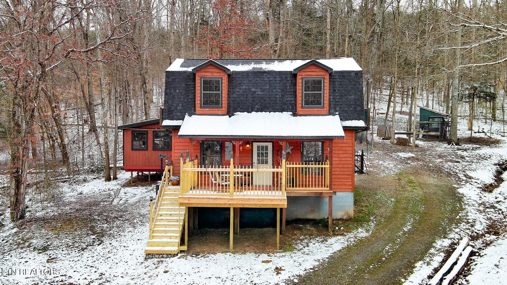 Photo of 616 Smith School Rd, Strawberry Plains, TN 37871 (MLS # 1291047)