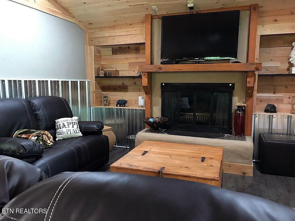 Photo of 269 Huskey Grove Rd, Sevierville, TN 37876 (MLS # 1345979)