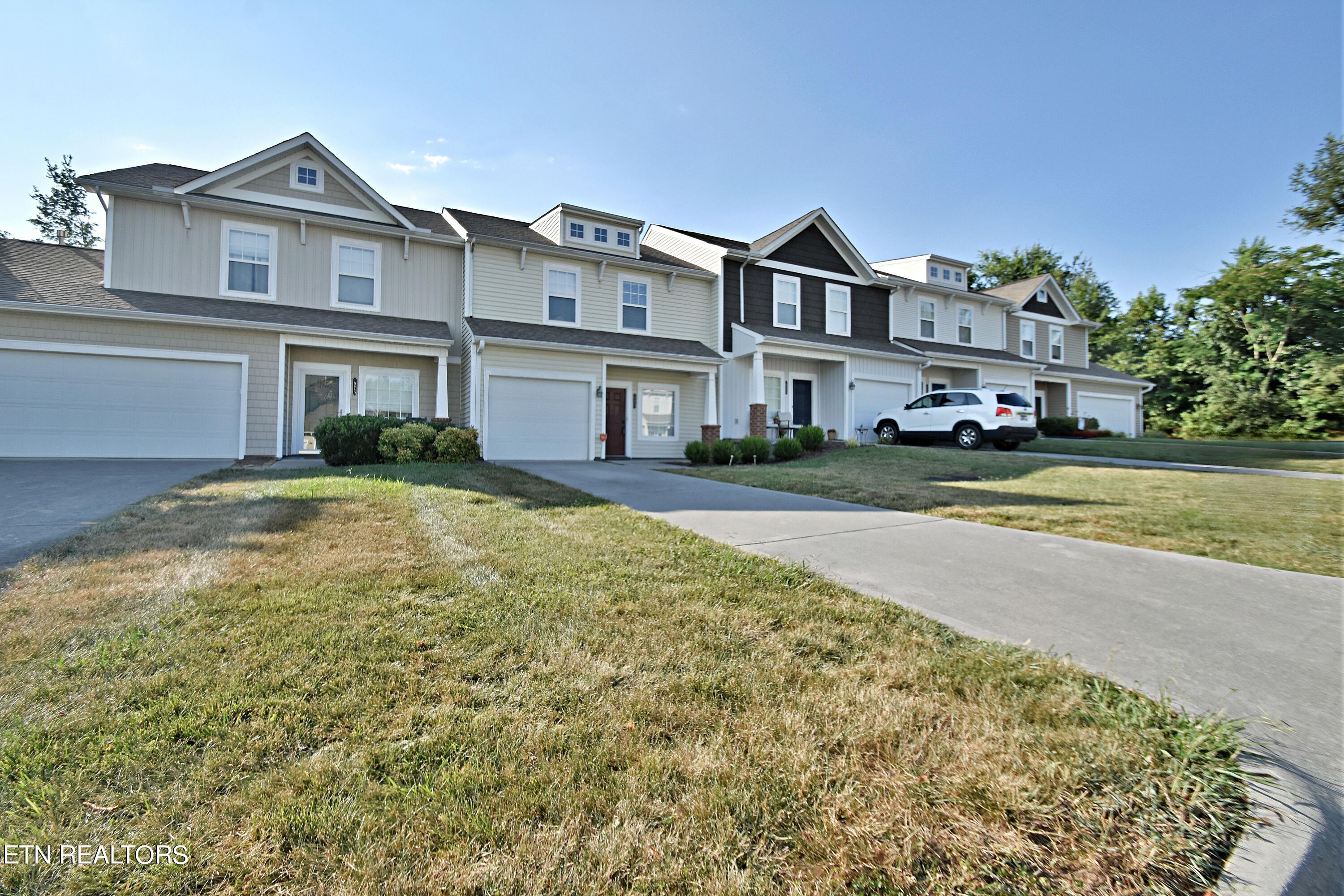 Photo 1 of 25 of 10864 Carpenter Run Lane condo