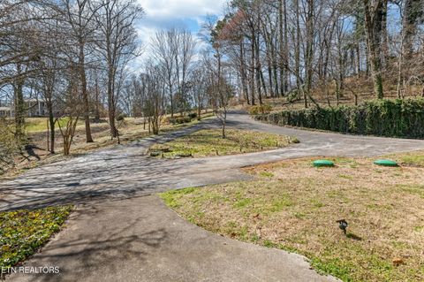 Tiny photo for 2304 Lakemoor Drive, Knoxville, TN 37920 (MLS # 1292816)