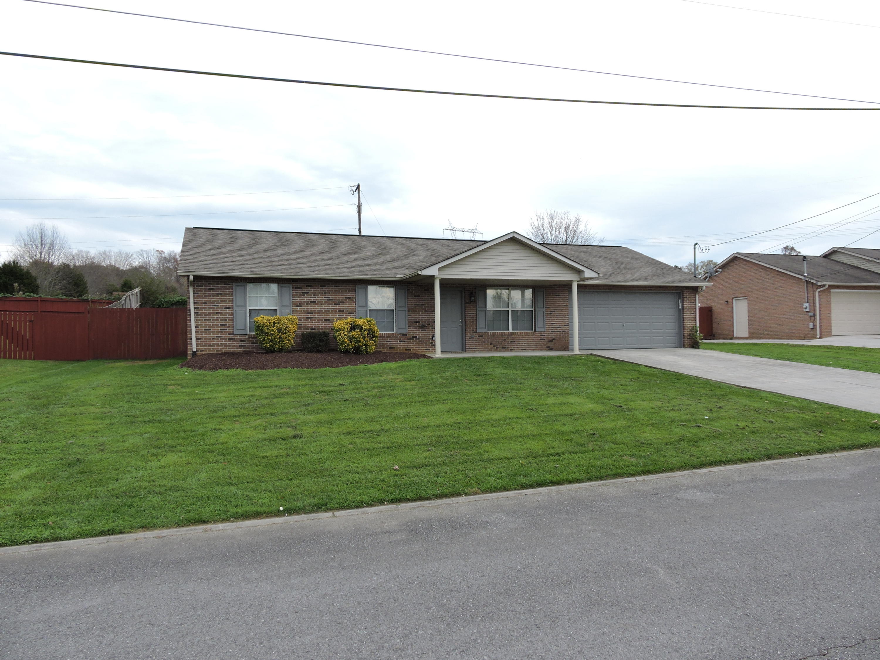 Photo 1 of 19 — 7203 Pisa Circle, Corryton, TN 37721