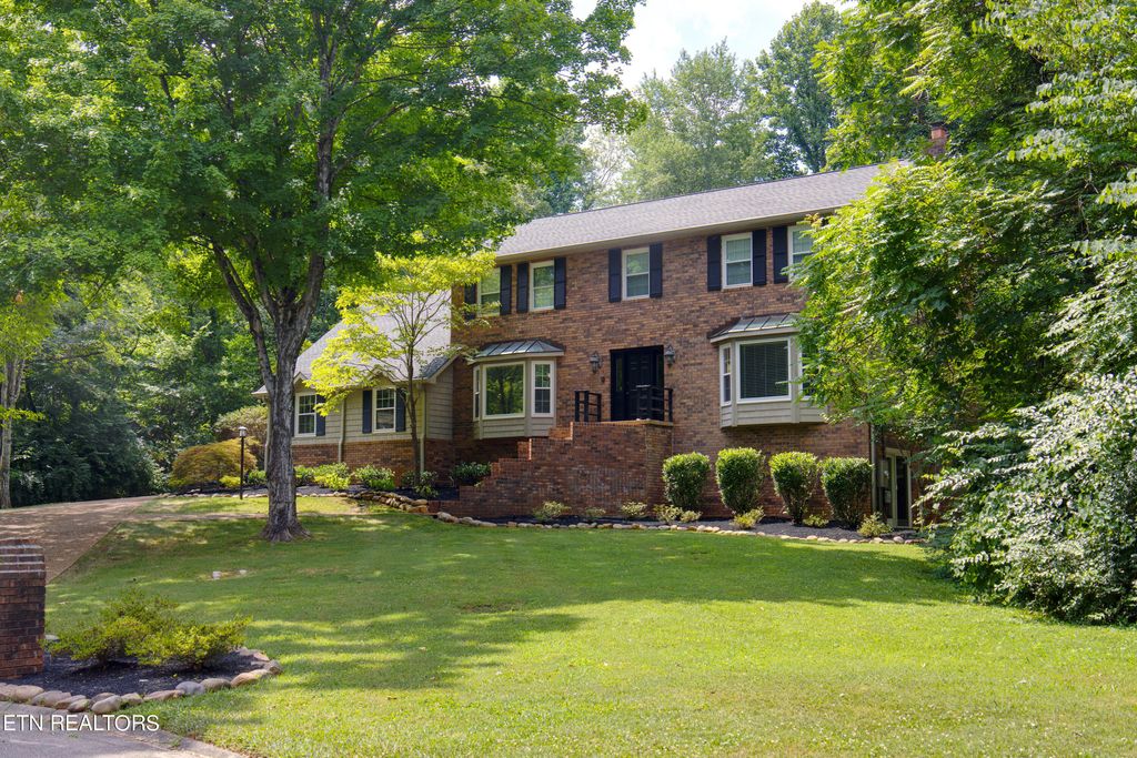 Photo of 413 Schooner Lane, Farragut, TN 37934 (MLS # 1268460)