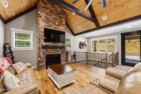 Tiny photo for 300 Black Fox Rd, Washburn, TN 37888 (MLS # 1346851)