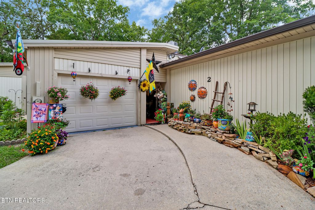 Photo of 33 Big Horn Loop #2, Crossville, TN 38572 (MLS # 1310113)