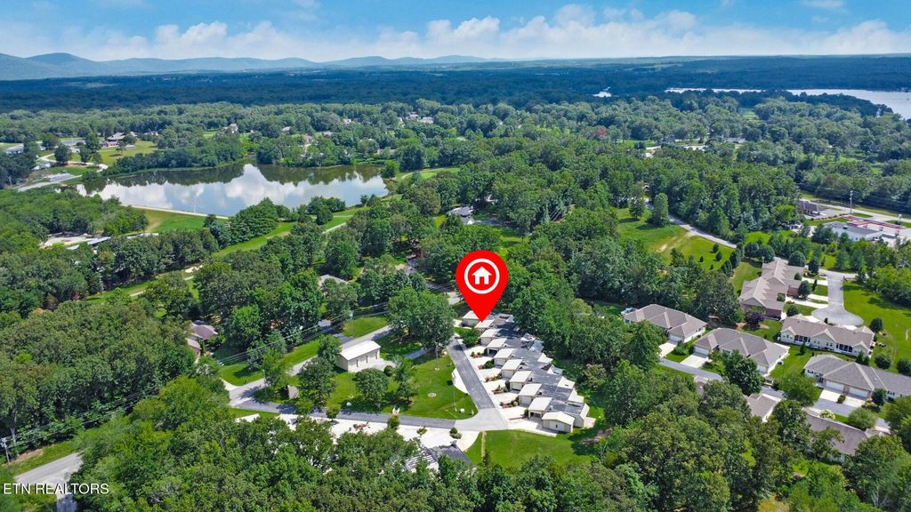 Photo of 33 Big Horn Loop #2, Crossville, TN 38572 (MLS # 1310113)