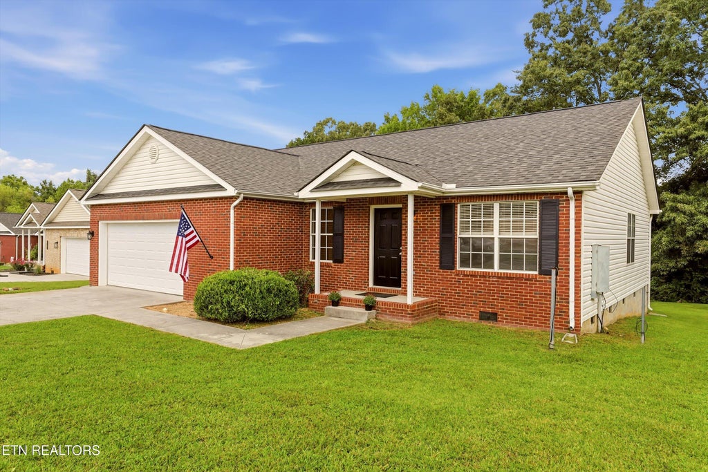 Photo of 4418 Waldon Pond Lane, Corryton, TN 37721 (MLS # 1352803)