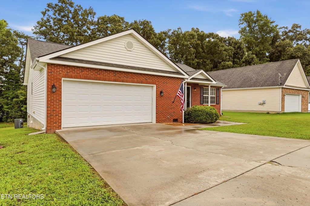 Photo of 4418 Waldon Pond Lane, Corryton, TN 37721 (MLS # 1352803)