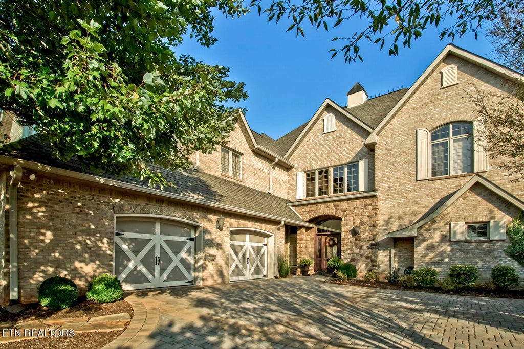 Photo of 300 Grandville Court, Vonore, TN 37885 (MLS # 1252755)