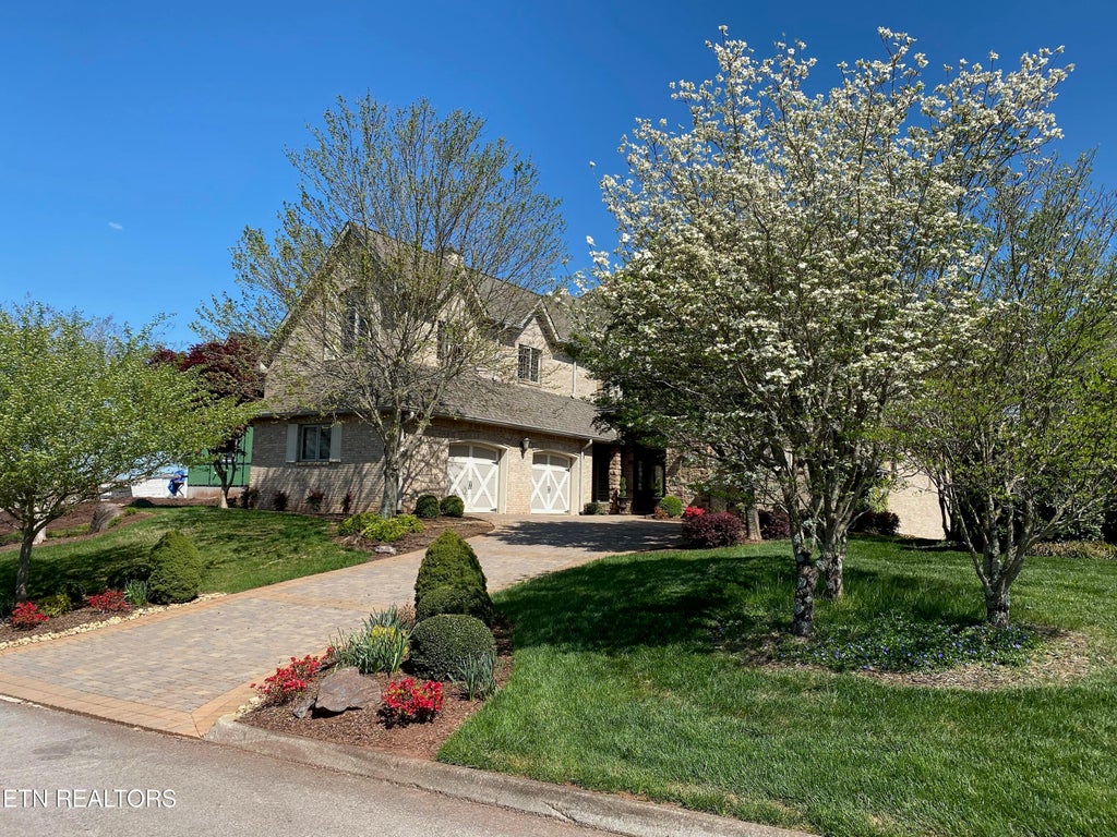 Photo of 300 Grandville Court, Vonore, TN 37885 (MLS # 1252755)
