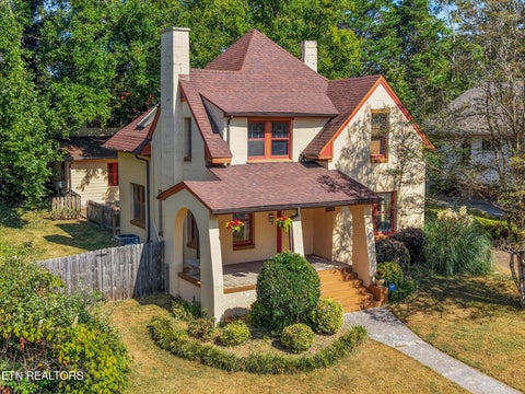 Photo of 1525 Branson Ave, Knoxville, TN 37917 (MLS # 1355756)