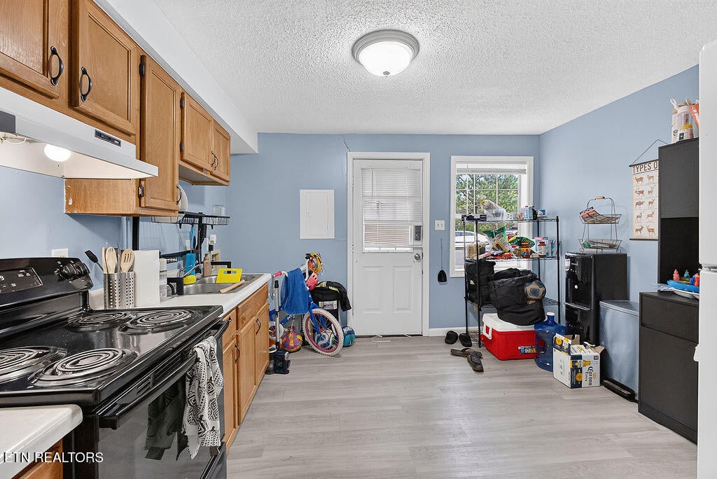 138-144 Latimer Rd