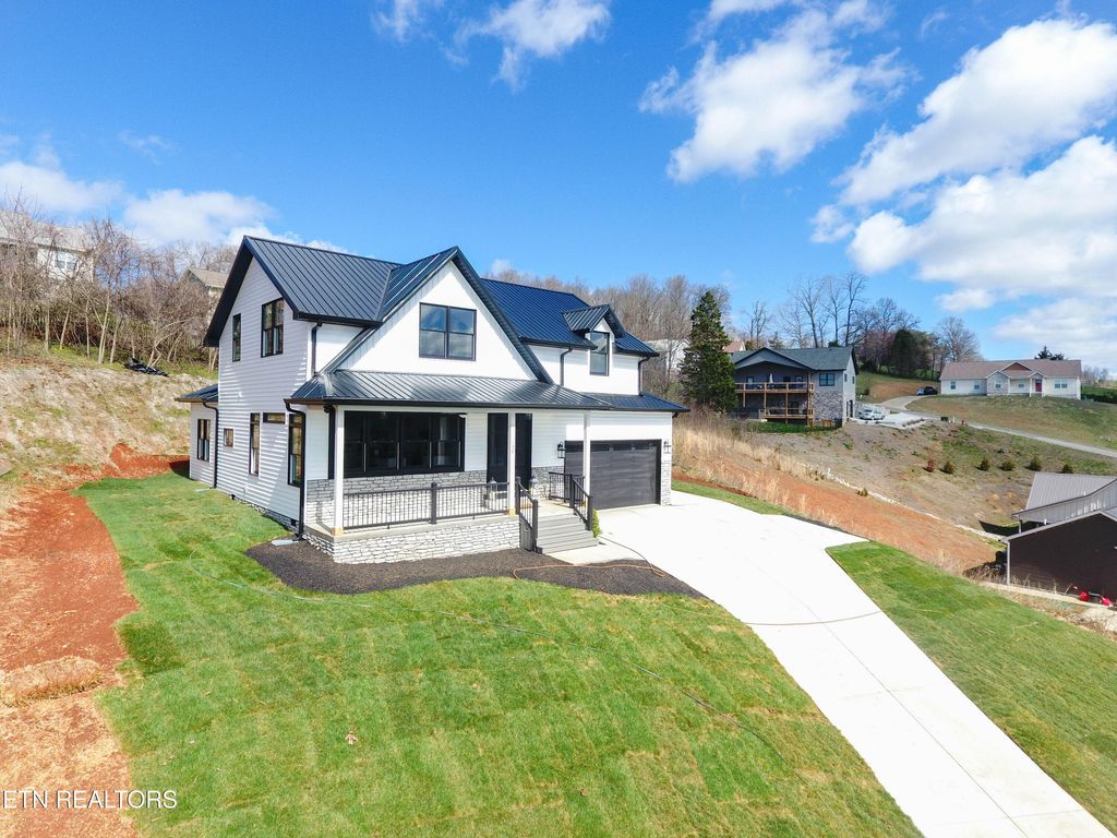 Photo of 130 Middle Glen Rd, Maynardville, TN 37807 (MLS # 1327577)