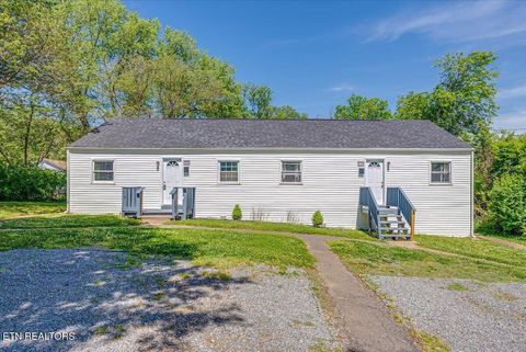 Photo of 158 Hamilton Circle, Oak Ridge, TN 37830 (MLS # 1337658)