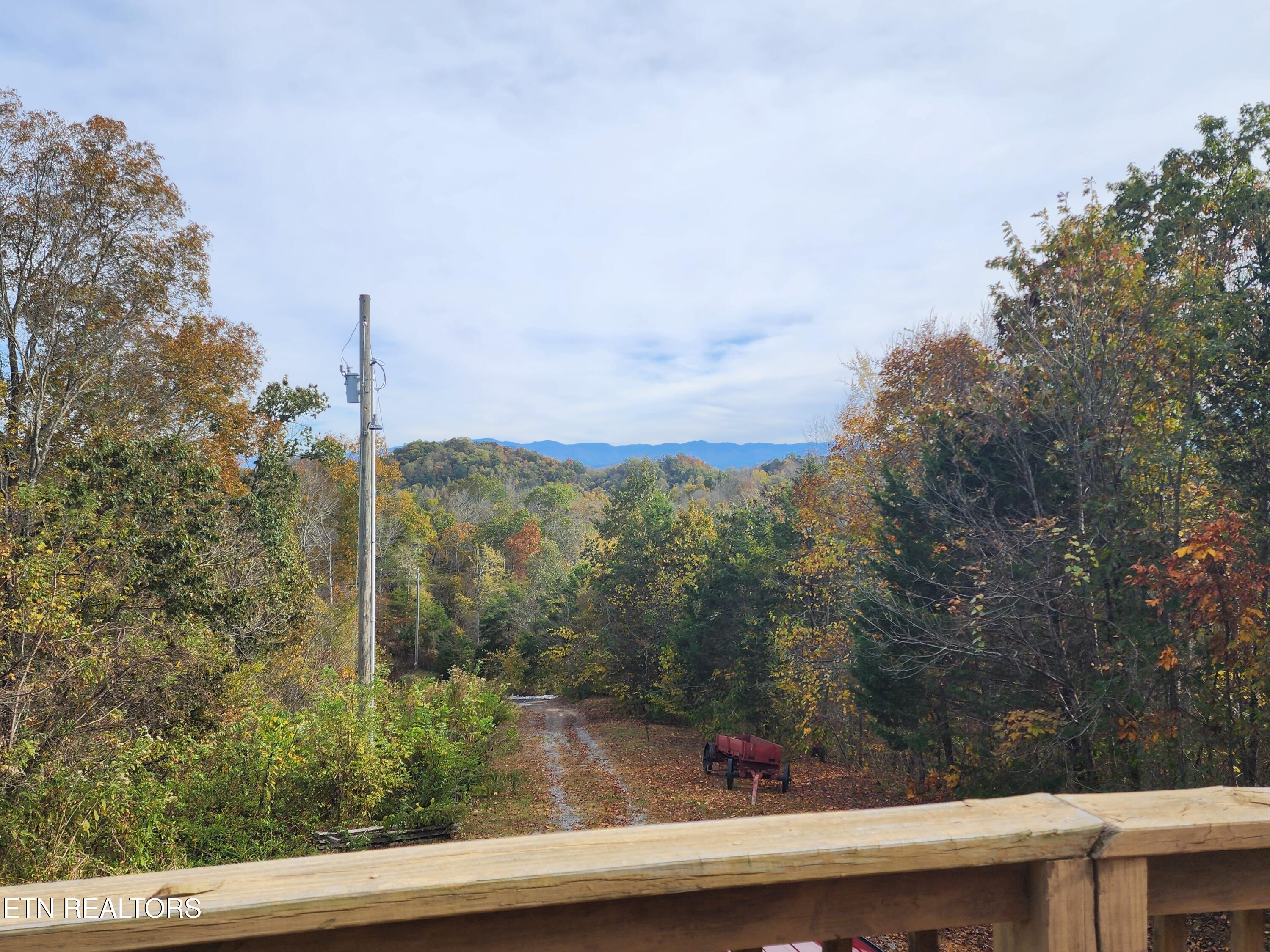 945 Cedar Springs Valley Rd