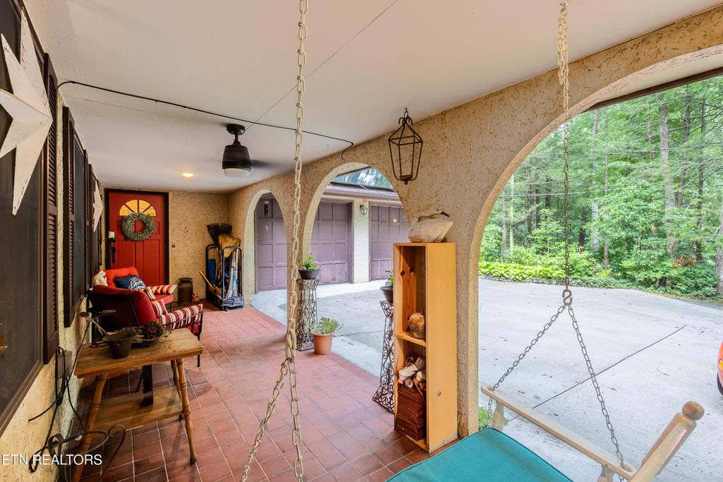 Photo of 1633 Cardinal Drive, Gatlinburg, TN 37738 (MLS # 1309179)