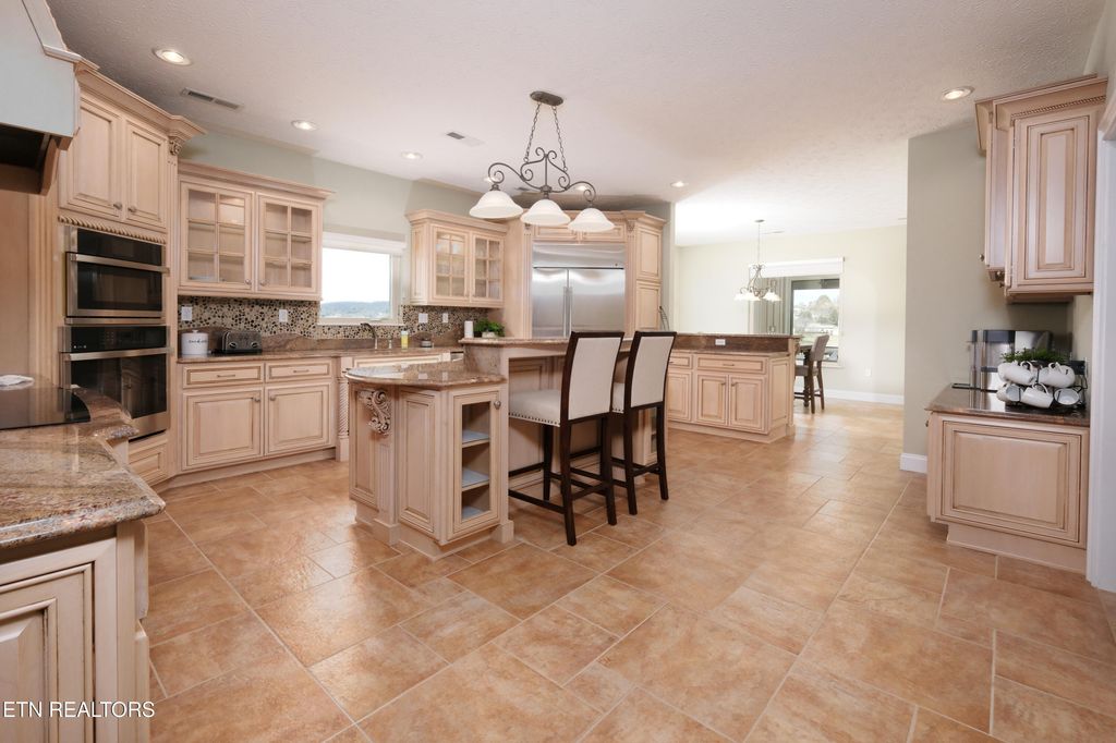 Photo of 1152 Lake Ridge Drive, Dandridge, TN 37725 (MLS # 1295013)