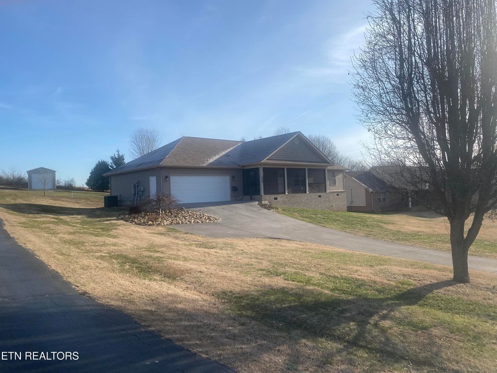 Photo of 2449 Oakview Lane, Sevierville, TN 37876 (MLS # 1327196)