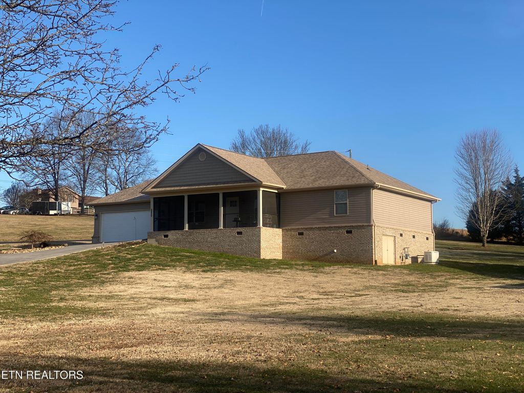 Photo of 2449 Oakview Lane, Sevierville, TN 37876 (MLS # 1327196)