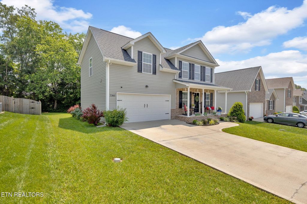 Photo of 7345 Ladd Rd, Powell, TN 37849 (MLS # 1303341)