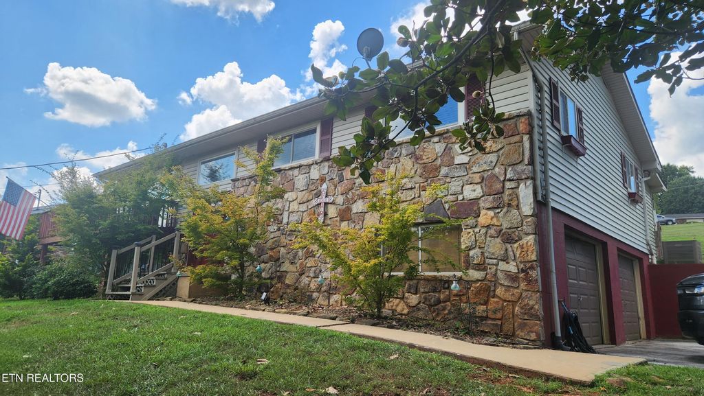 Photo of 224 Keno Court, Seymour, TN 37865 (MLS # 1312672)