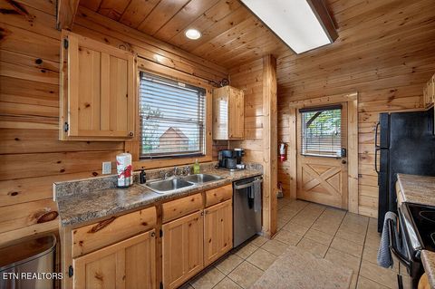 Tiny photo for 1553 Majestic Mountain Drive, Sevierville, TN 37876 (MLS # 1328199)