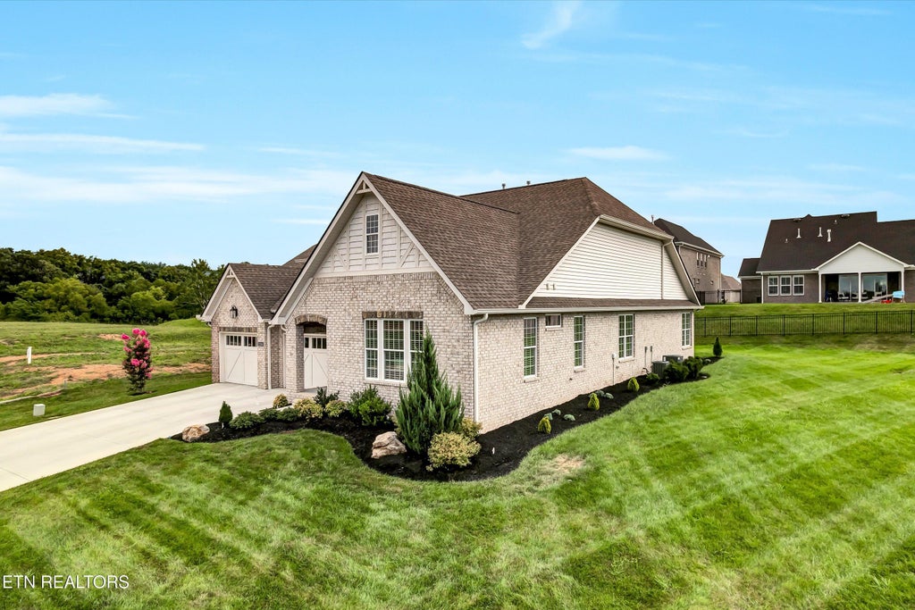 Photo of 2204 Willow Leaf Ln, Knoxville, TN 37932 (MLS # 1311924)