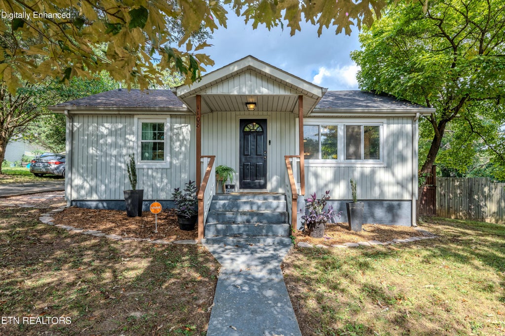 Photo of 1108 Sunrose Rd, Knoxville, TN 37914 (MLS # 1356291)