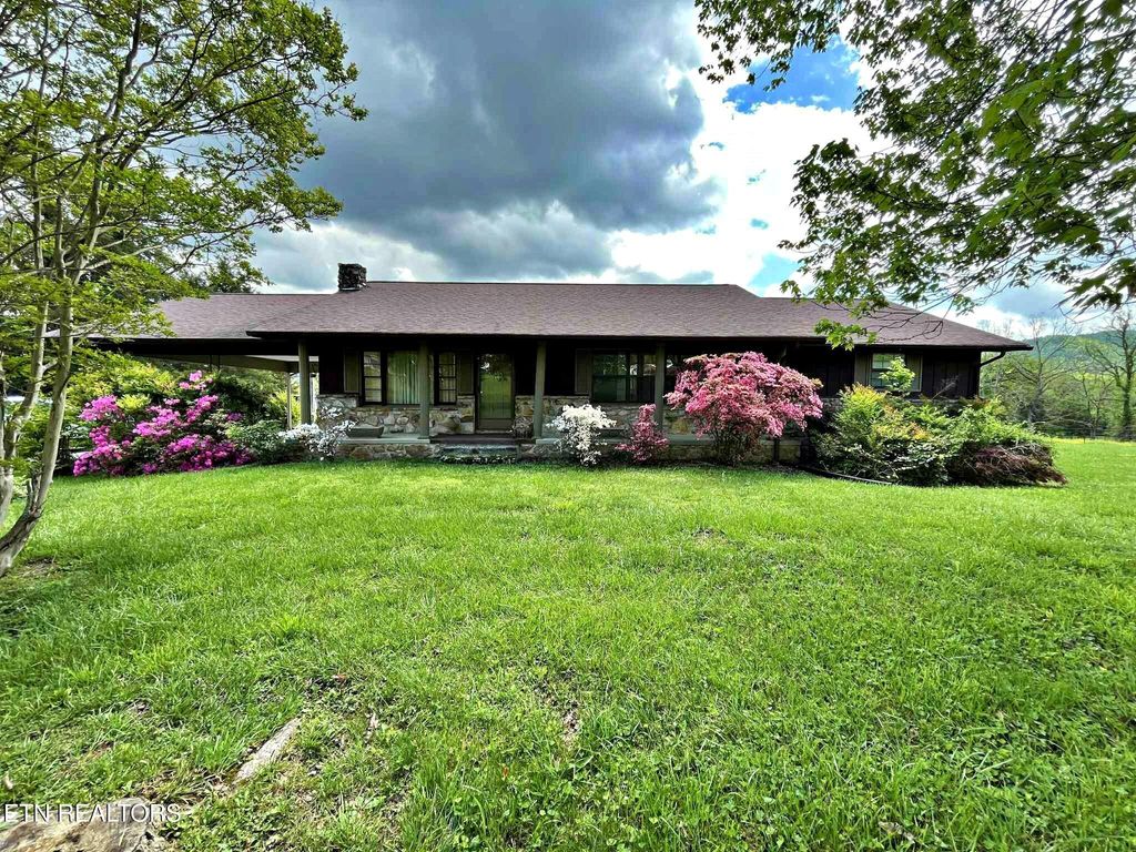 Photo of 1217 Sharps Chapel Road Rd, Sharps Chapel, TN 37866 (MLS # 1299065)