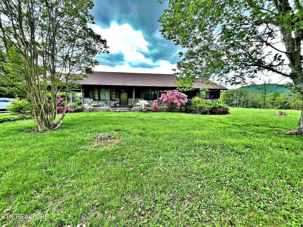 Photo of 1217 Sharps Chapel Road Rd, Sharps Chapel, TN 37866 (MLS # 1299065)