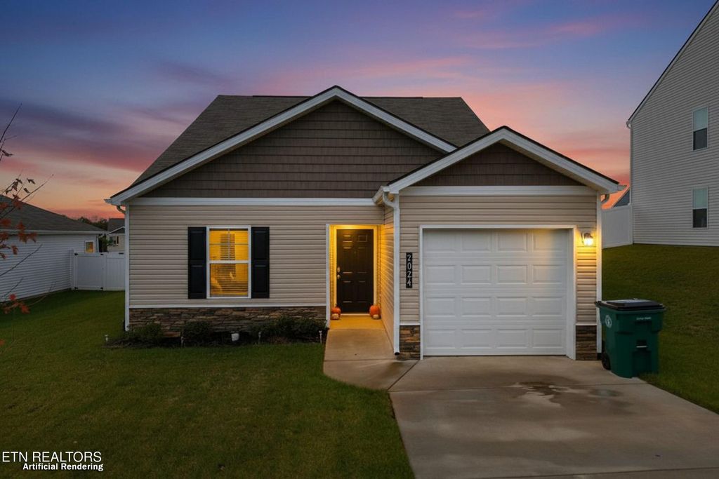 Photo of 2024 Southwood Circle, Morristown, TN 37813 (MLS # 1321985)