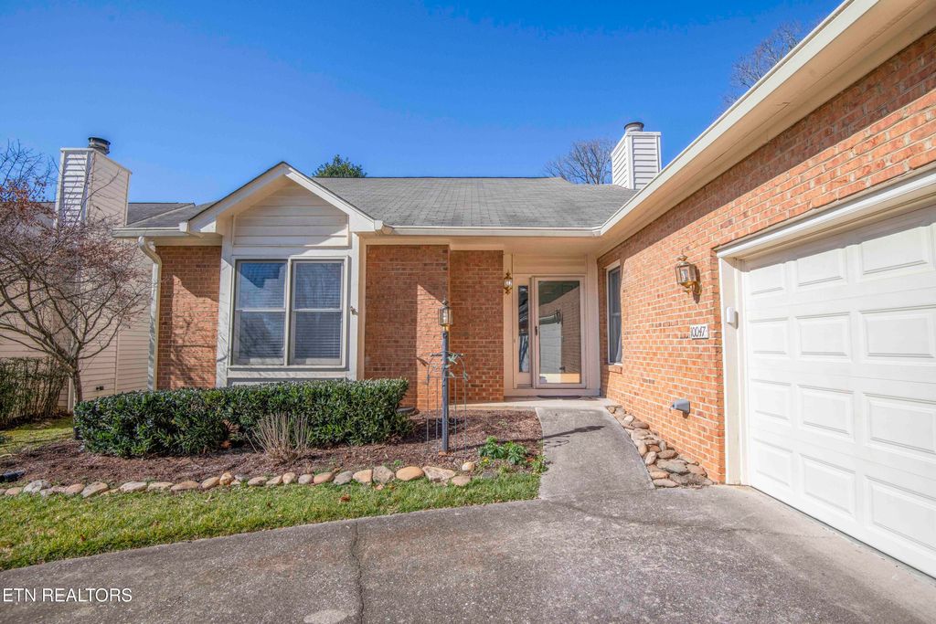 Photo of 10047 Mccormick Place, Knoxville, TN 37923 (MLS # 1329751)