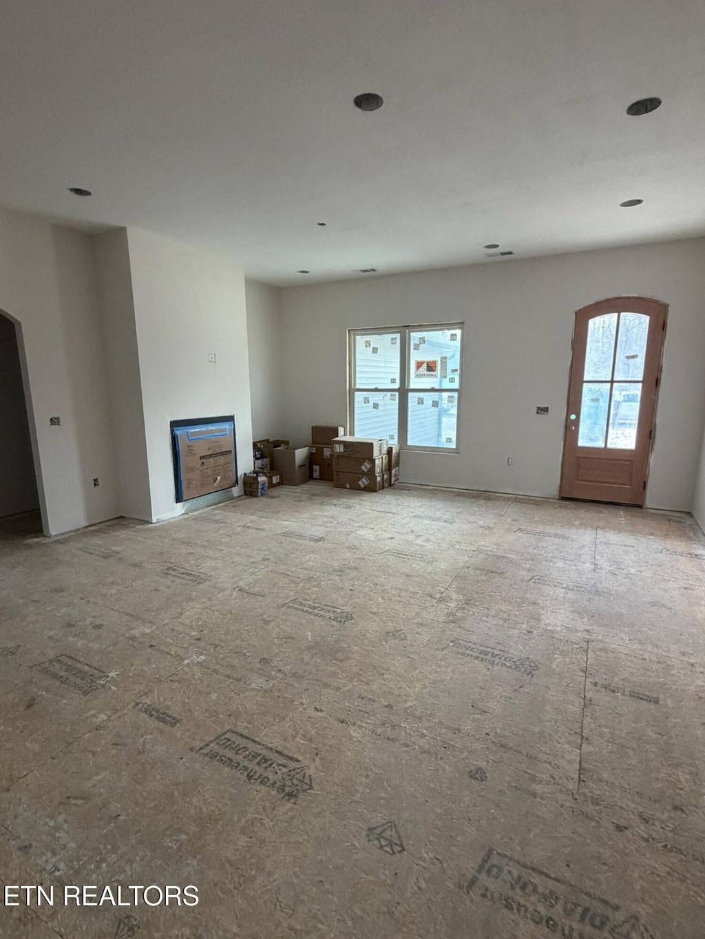 Photo of 151 Hawes Circle, Crossville, TN 38558 (MLS # 1335970)