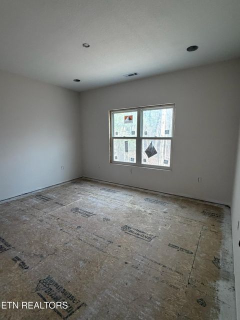Tiny photo for 151 Hawes Circle, Crossville, TN 38558 (MLS # 1335970)